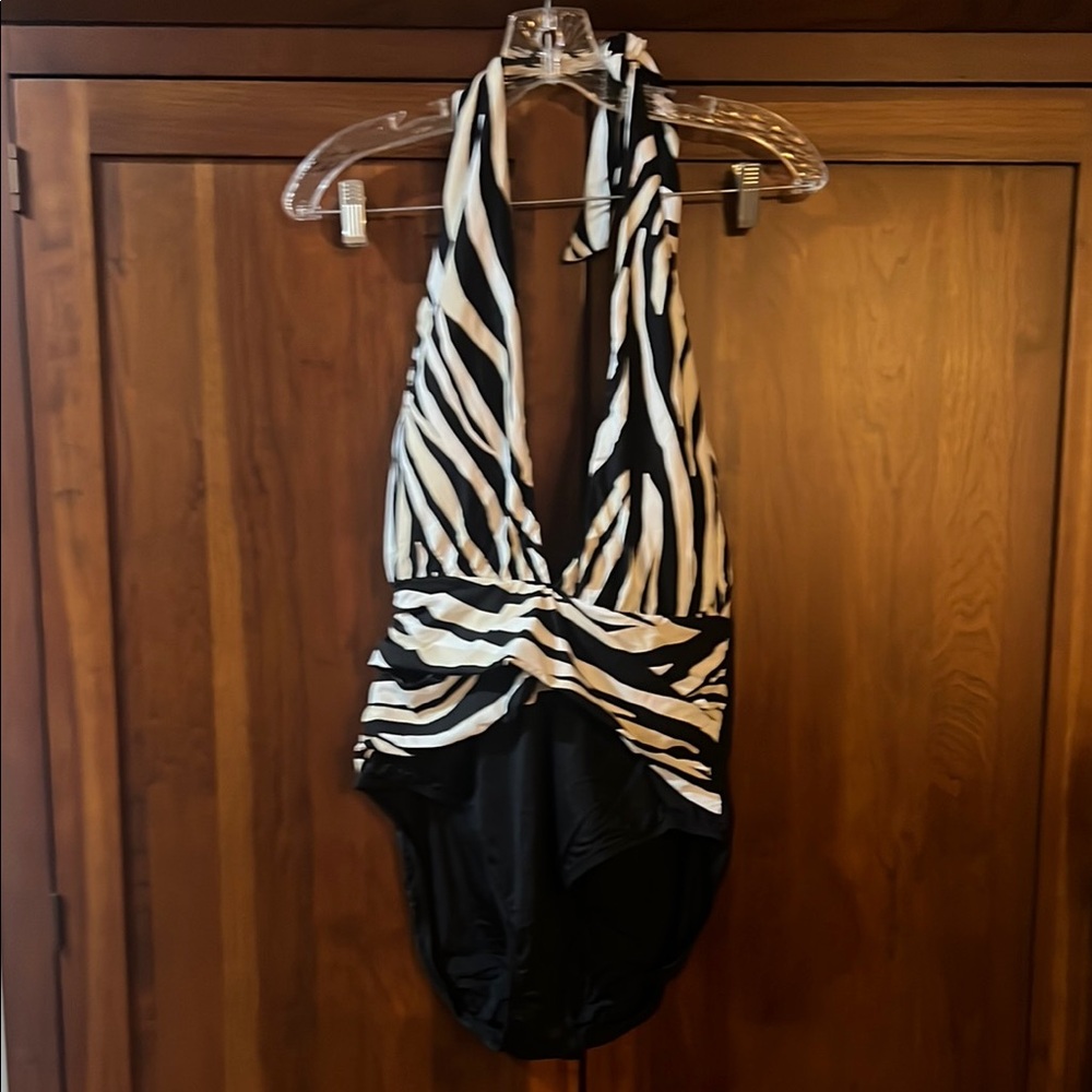 La Blanca Black and White Animal Print Bathing Suit